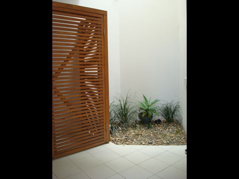 Varsity Lakes QLD 4227