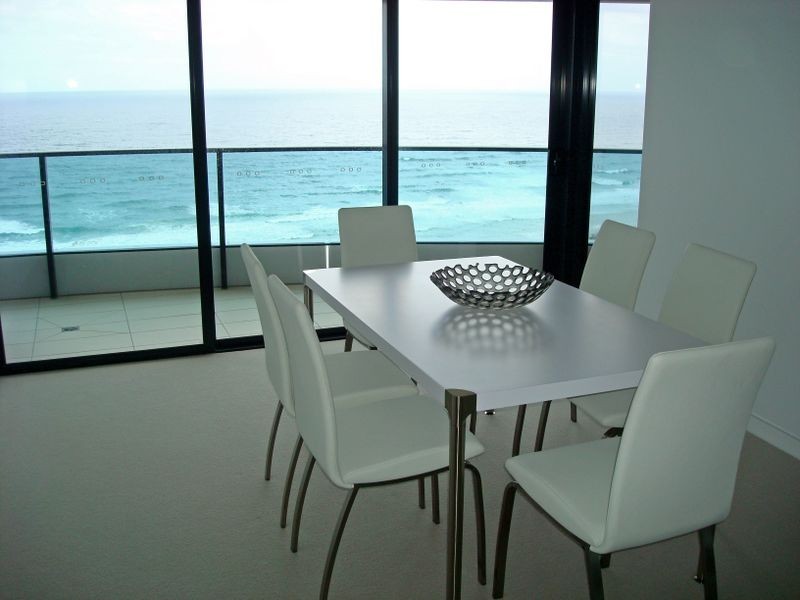 Broadbeach QLD 4218