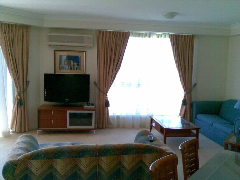Broadbeach QLD 4218