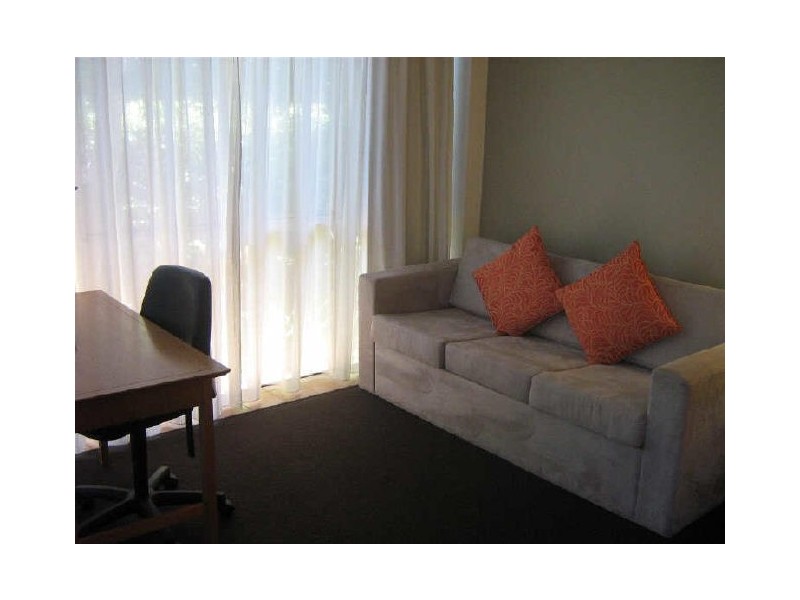 6206/64 Palm Meadows Drive, Carrara QLD 4211