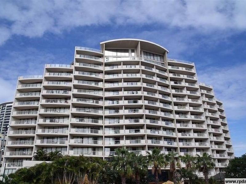 Broadbeach QLD 4218