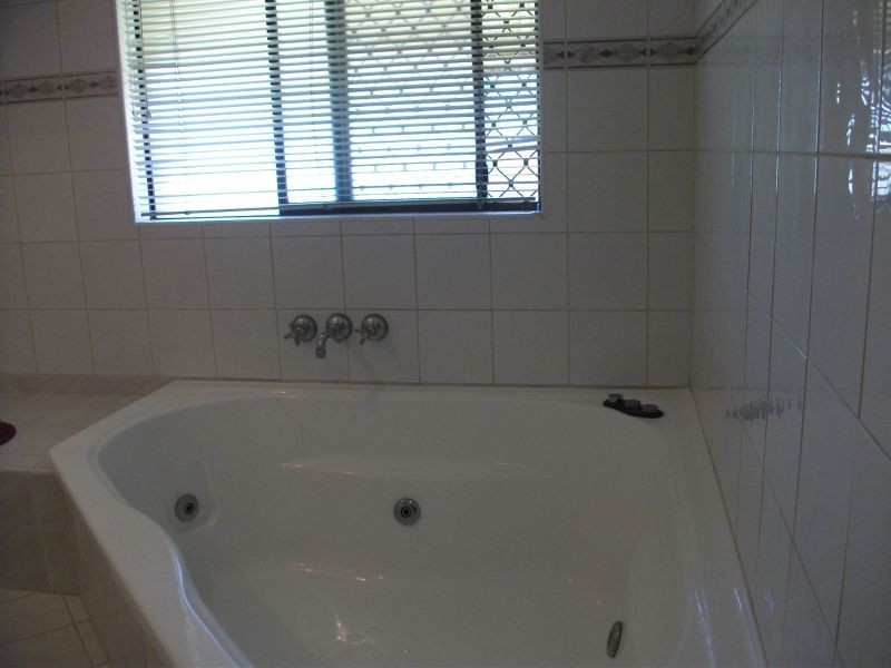 Broadbeach Waters QLD 4218