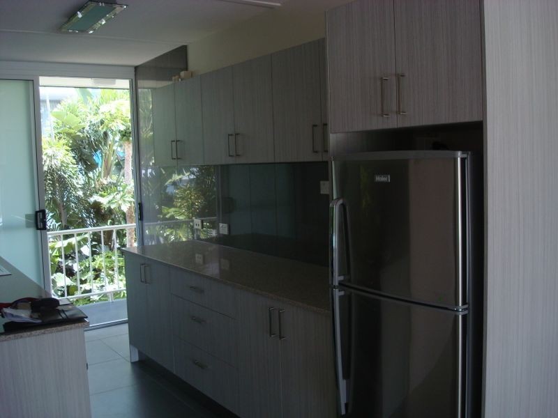 7/22 Mary Avenue, Broadbeach QLD 4218