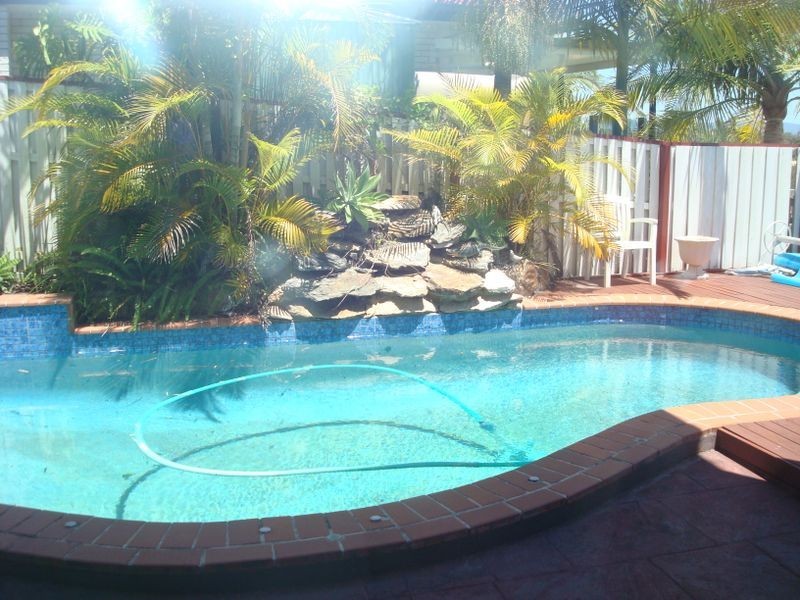 Varsity Lakes QLD 4227