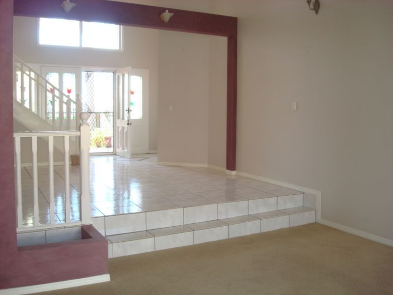 Varsity Lakes QLD 4227