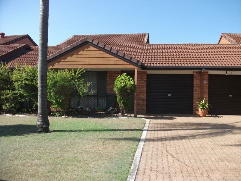 8/172 Barrier Reef Dve, Mermaid Waters QLD 4218