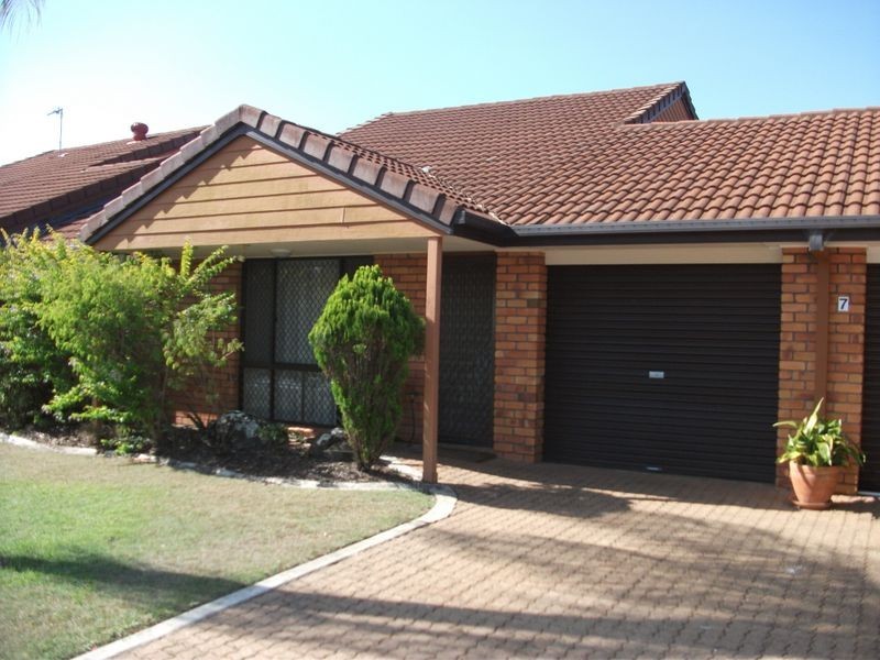 8/172 Barrier Reef Dve, Mermaid Waters QLD 4218