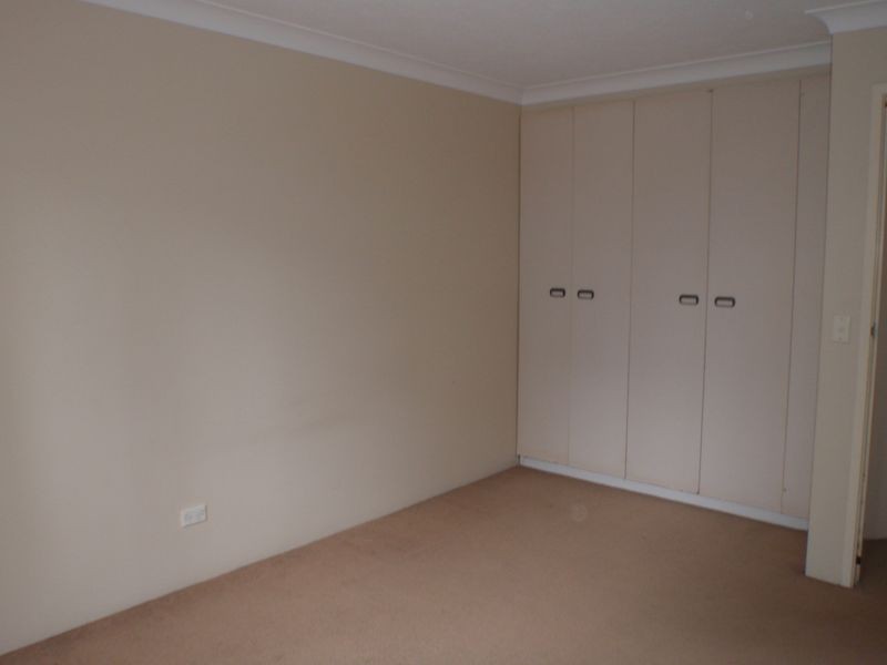 4/8-10 Queensland Avenue, Broadbeach QLD 4218