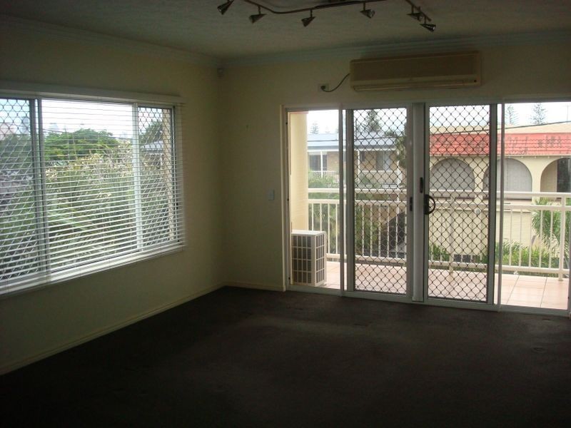 3/7 Holborow Close, Surfers Paradise QLD 4217