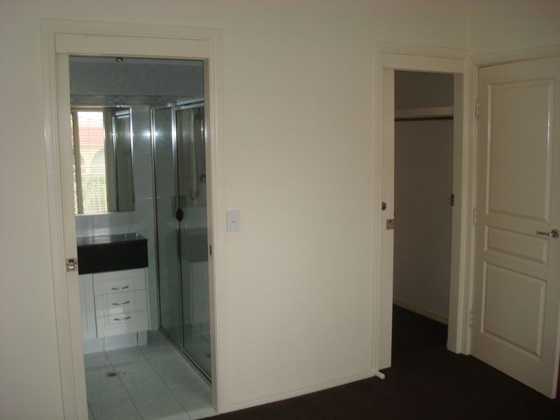 3/7 Holborow Close, Surfers Paradise QLD 4217
