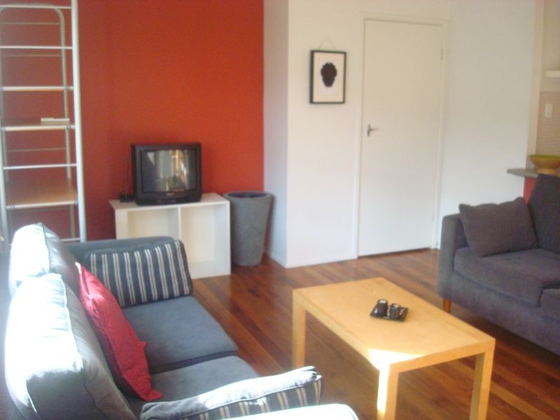 Chevron Island QLD 4217