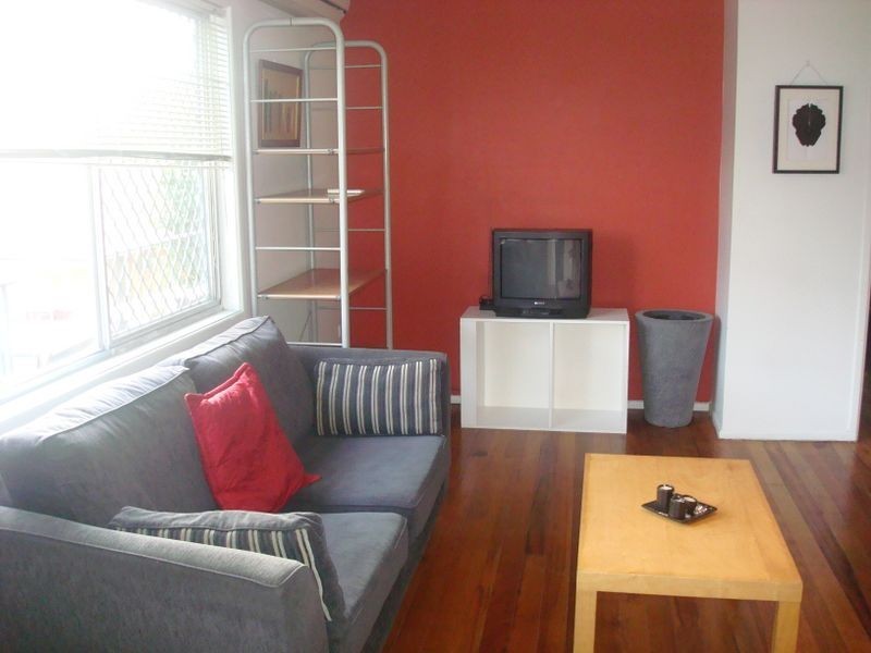 Chevron Island QLD 4217