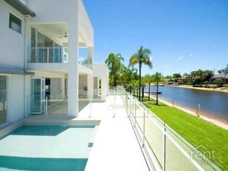 Broadbeach Waters QLD 4218
