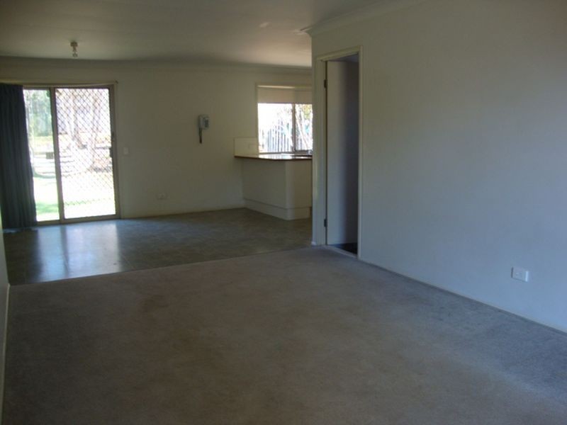 43 Montezuma Drive, Burleigh Waters QLD 4220