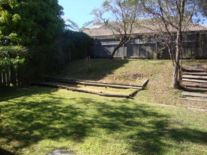 43 Montezuma Drive, Burleigh Waters QLD 4220