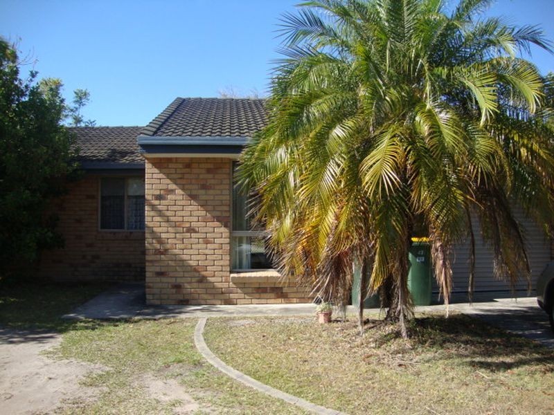 43 Montezuma Drive, Burleigh Waters QLD 4220