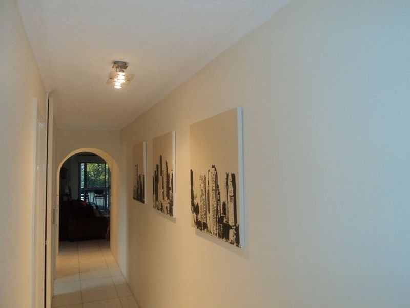 8/32 Armrick Avenue, Broadbeach QLD 4218