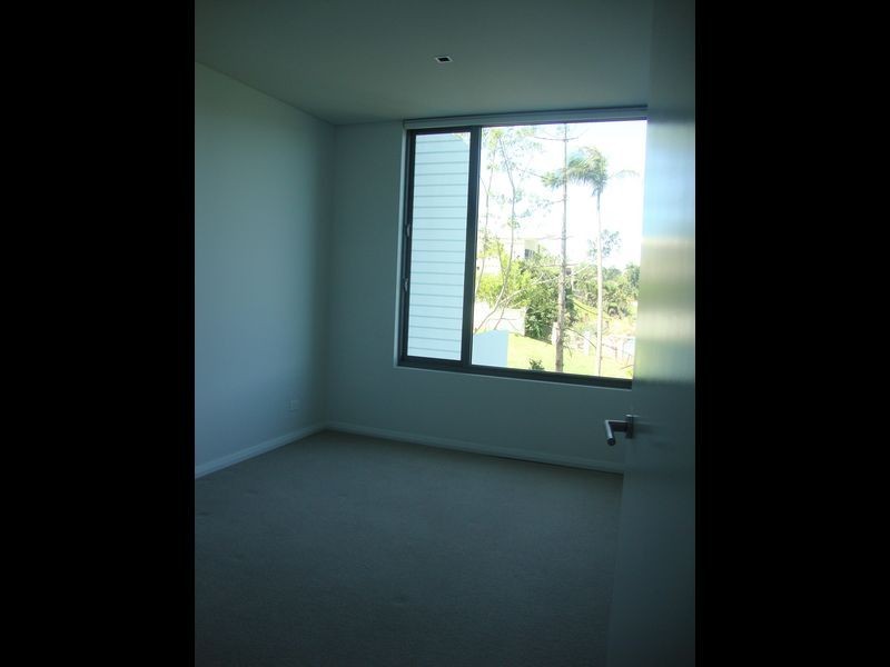 001/22 Benlexcen Drive, Robina QLD 4226