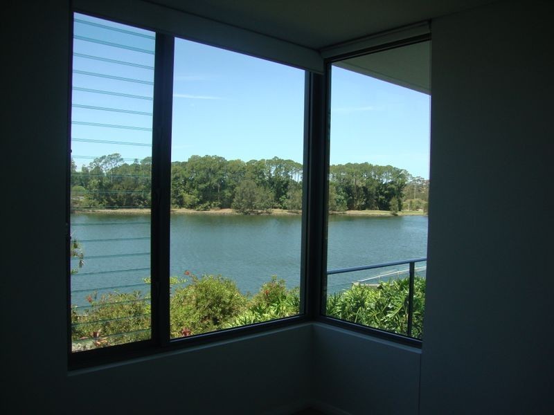 001/22 Benlexcen Drive, Robina QLD 4226