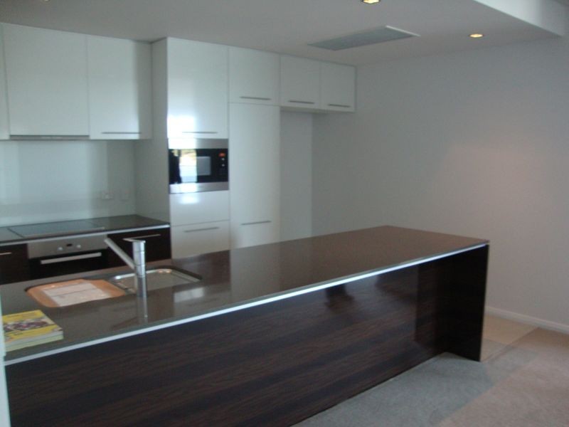 001/22 Benlexcen Drive, Robina QLD 4226