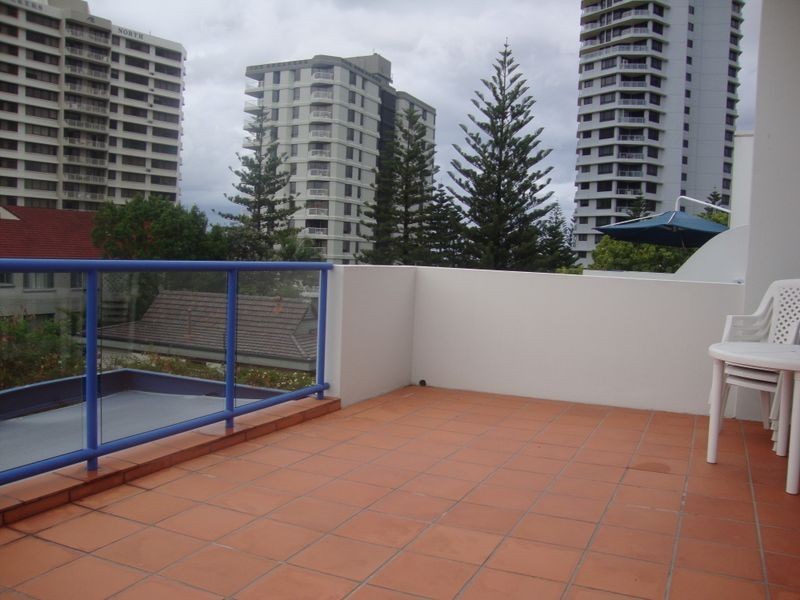 14/199 Surf Parade, Broadbeach QLD 4218