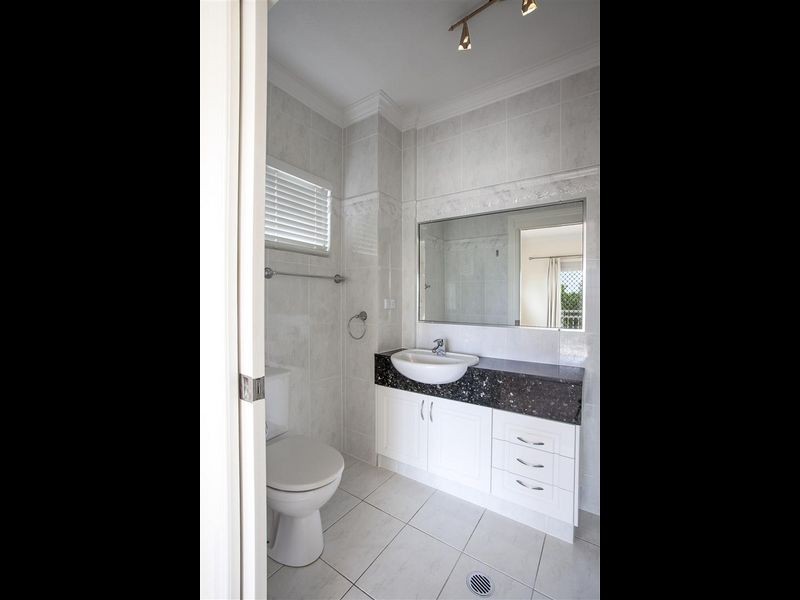 5/7 Holborow Close, Surfers Paradise QLD 4217