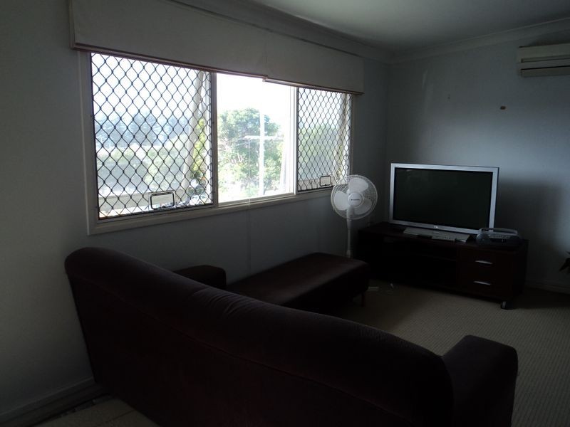 4/12 Park Avenue, Burleigh Heads QLD 4220