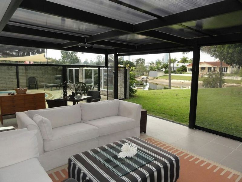 17 Bundall Road, Surfers Paradise QLD 4217