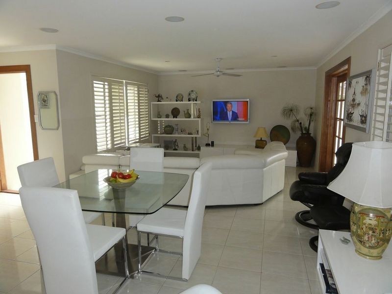 17 Bundall Road, Surfers Paradise QLD 4217