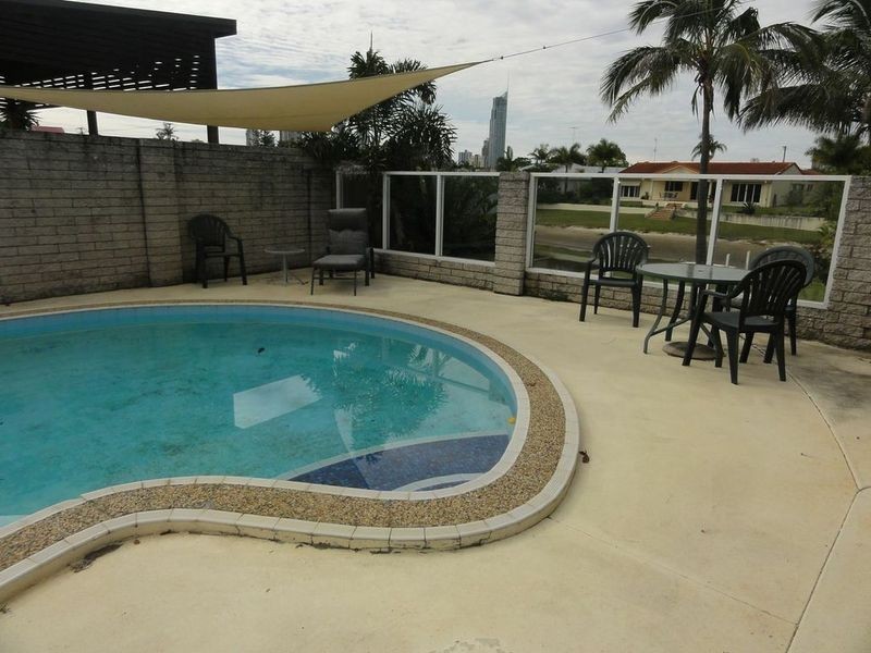 17 Bundall Road, Surfers Paradise QLD 4217