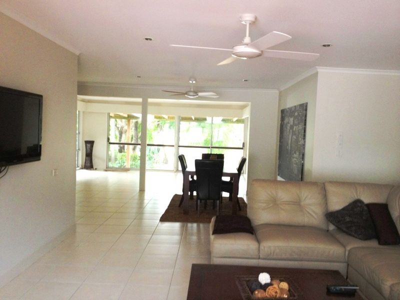Broadbeach Waters QLD 4218