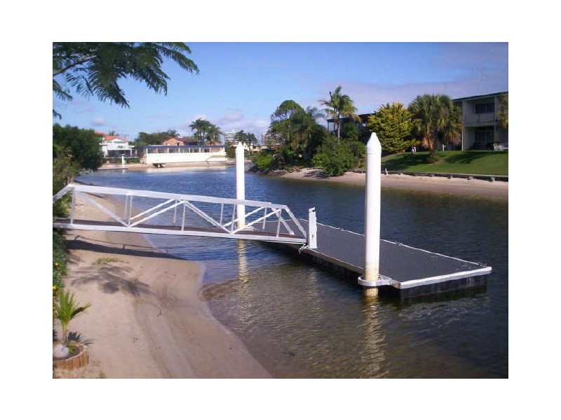 Broadbeach Waters QLD 4218