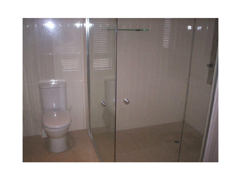 Broadbeach Waters QLD 4218