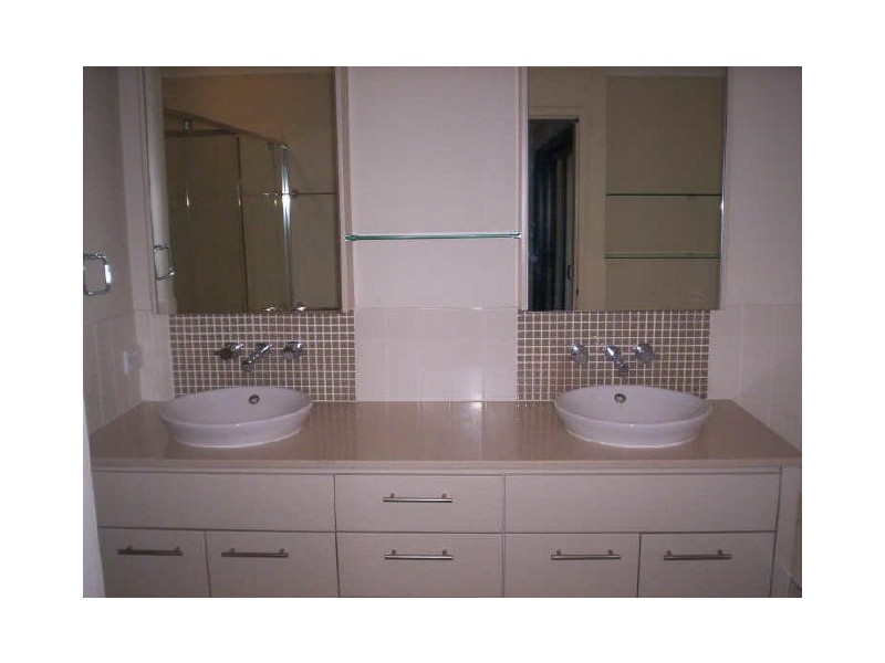 Broadbeach Waters QLD 4218