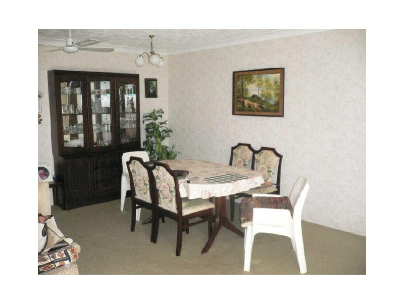 140 Surf Parade, Broadbeach QLD 4218