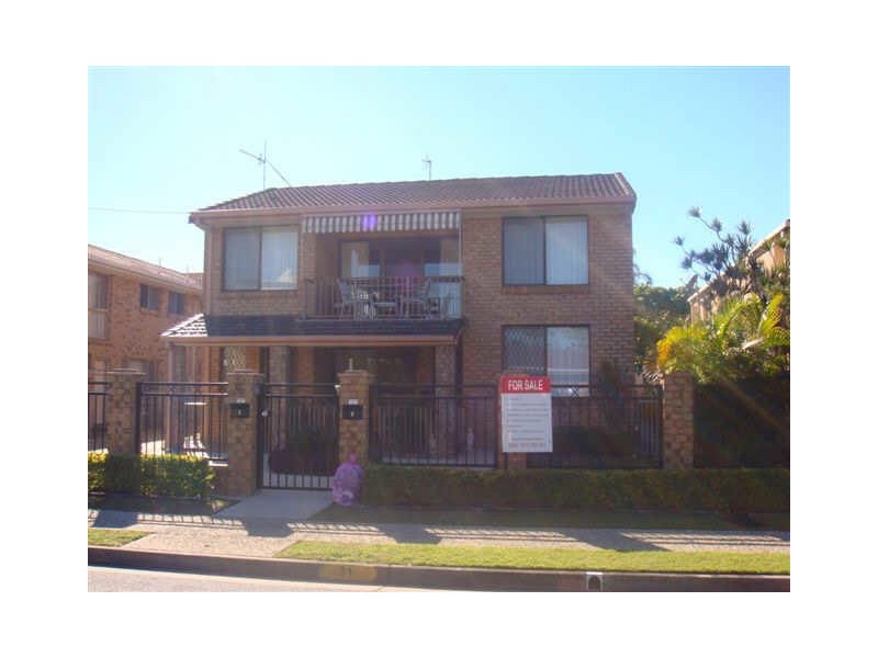 31 Anembo St, Chevron Island QLD 4217