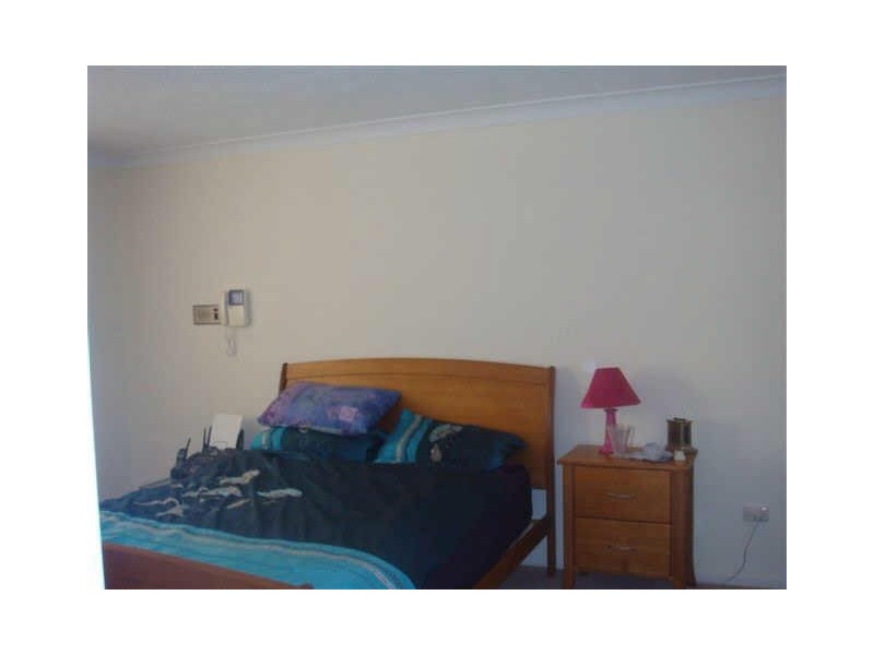 31 Anembo St, Chevron Island QLD 4217