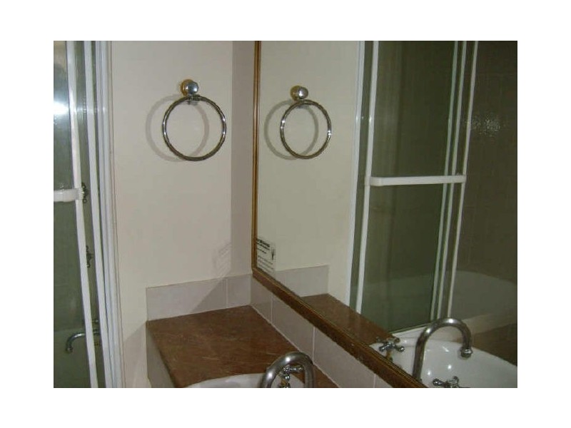 3086/2623 Gold Coast Highway, Broadbeach QLD 4218