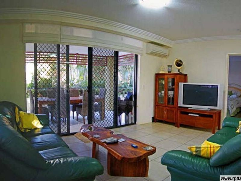 Palm Beach QLD 4221