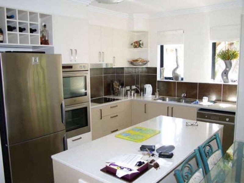 Palm Beach QLD 4221