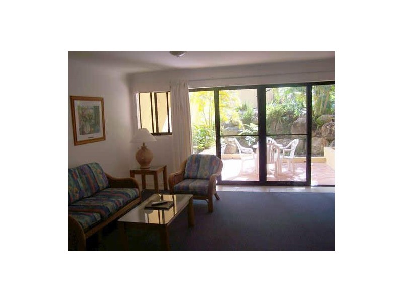 B9/ Great Hall Drive, Miami QLD 4220