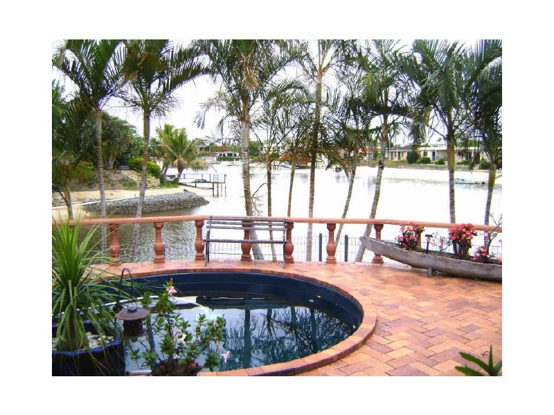 Broadbeach Waters QLD 4218
