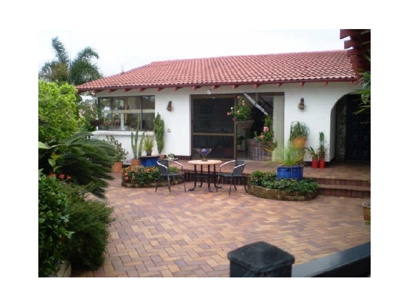 Broadbeach Waters QLD 4218