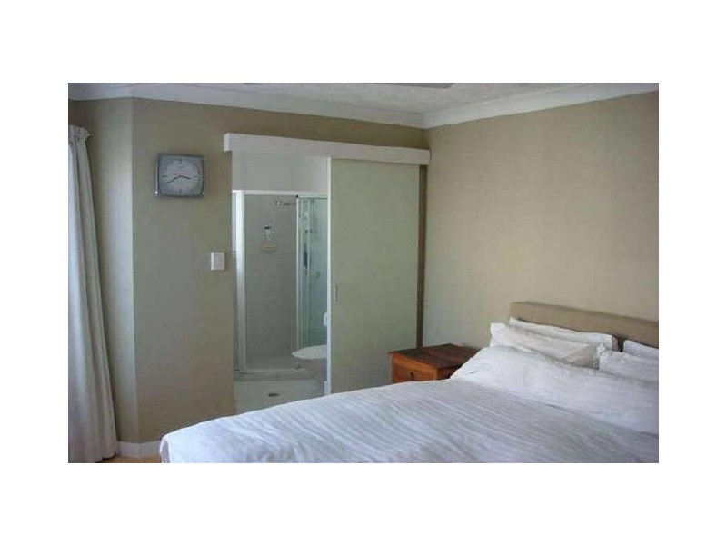 12/140 Surf Parade, Broadbeach QLD 4218