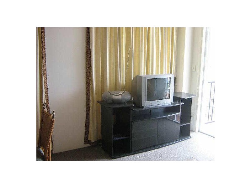 407/9 Beach Parade, Surfers Paradise QLD 4217