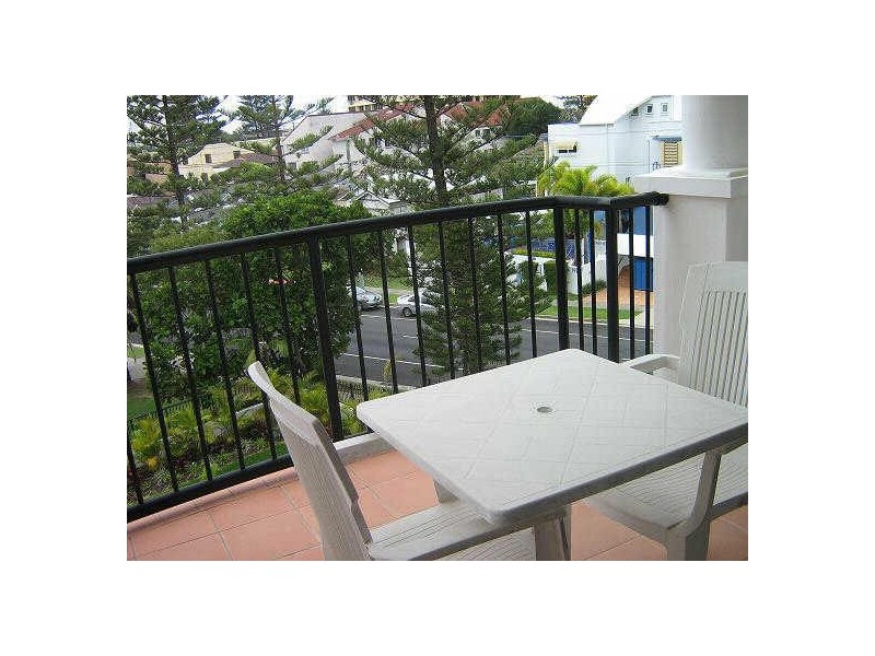 407/9 Beach Parade, Surfers Paradise QLD 4217