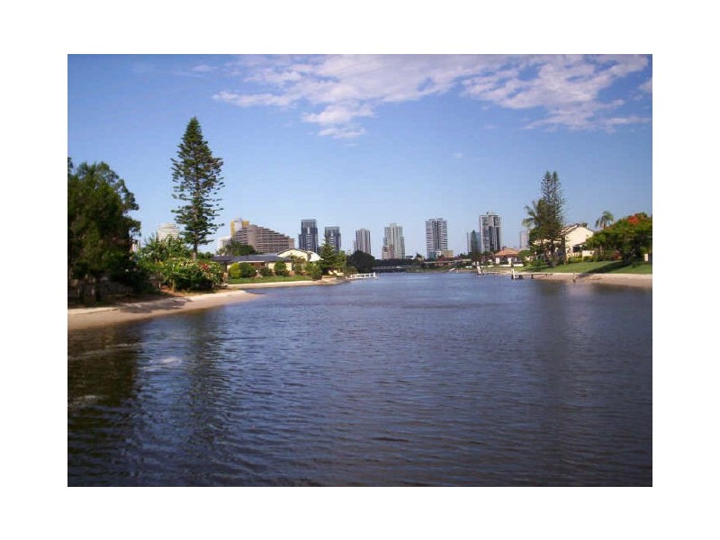 Broadbeach Waters QLD 4218