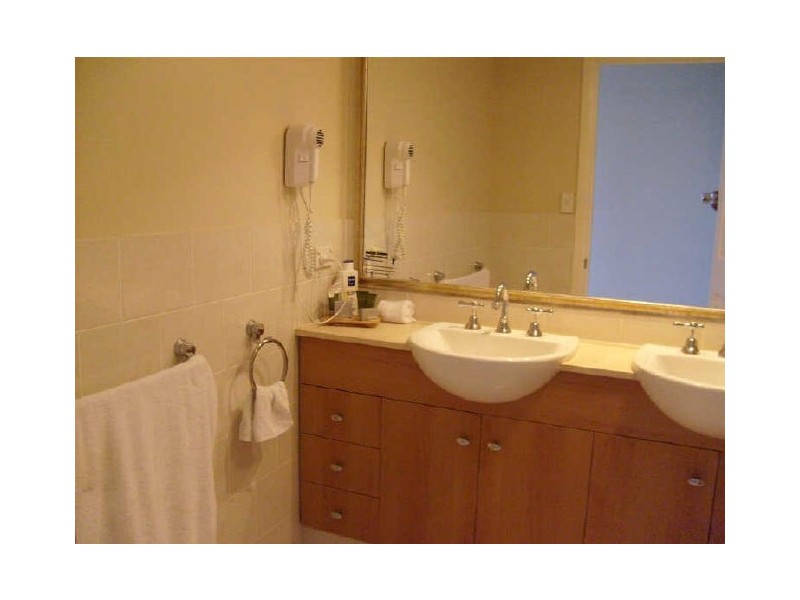 Broadbeach QLD 4218
