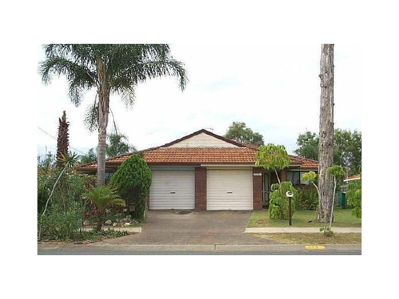 2/139 Central Street, Labrador QLD 4215