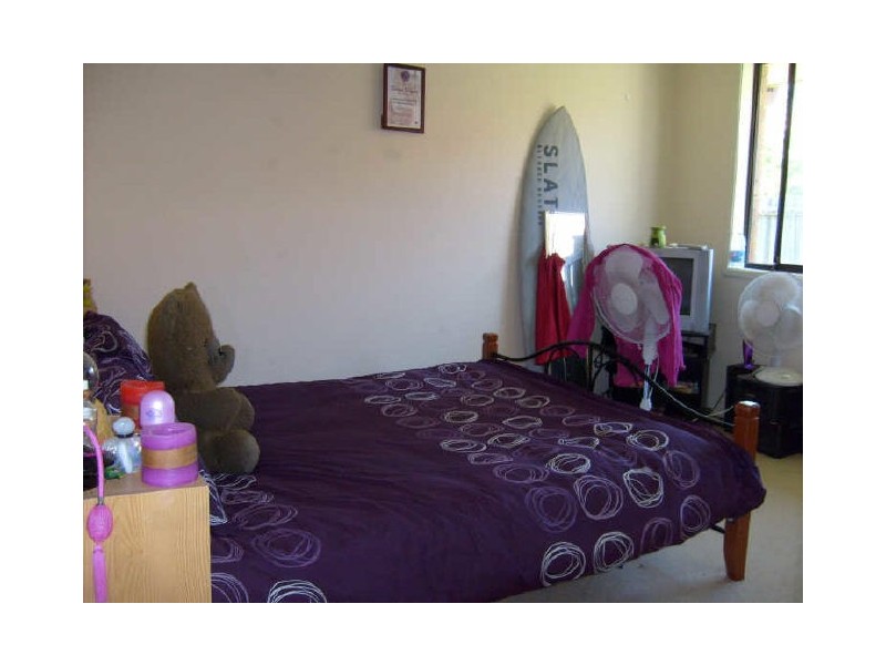 2/139 Central Street, Labrador QLD 4215